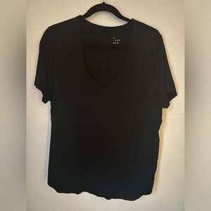 Black t-shirt
